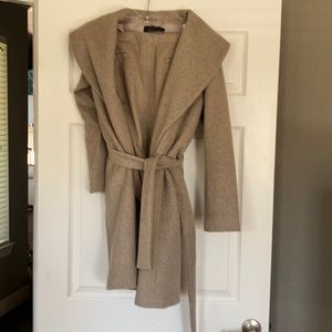 Ann taylor beautiful jacket and skirt set. Never worn